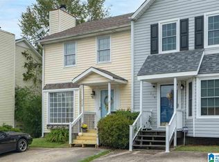 712 Jamestown Ln, Gardendale, AL 35071