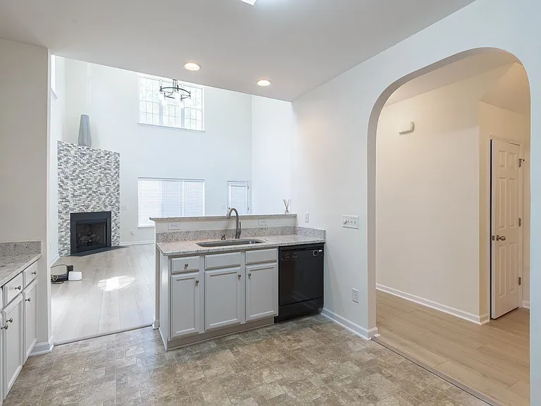 5907 Landerwood Dr — Photo 14