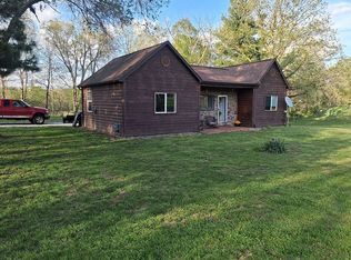 22529 N Creek Rd, Canton, IL 61520