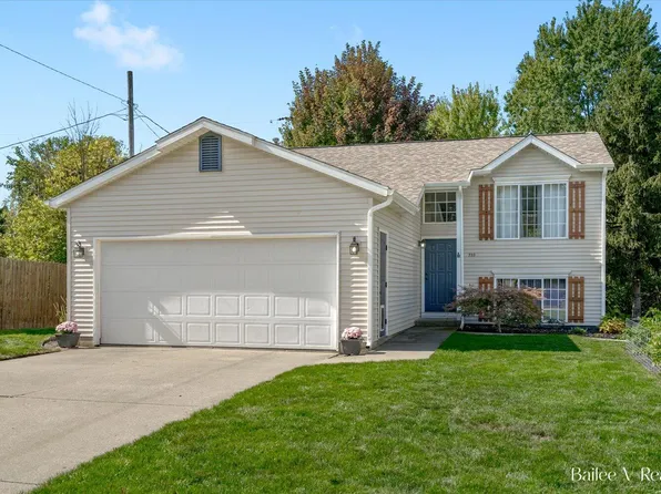 733 Cloverdale Ave NW, Grand Rapids, MI 49534