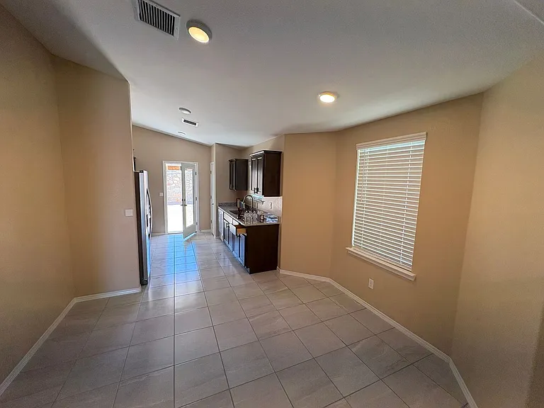 5040 Andrew Jorel Dr — Photo 3
