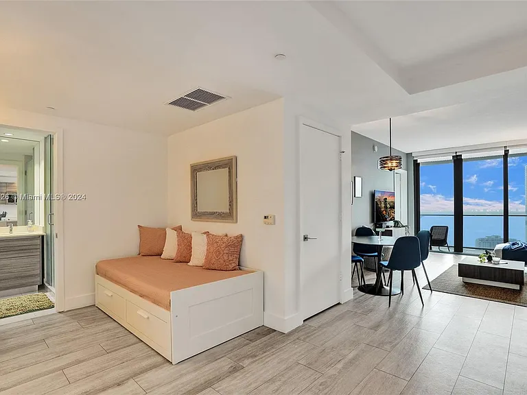 121 NE 34th St #2906 — Photo 11