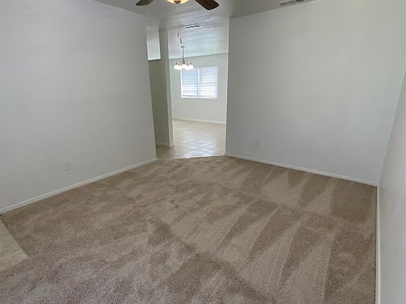 3rd image of 522 Summit Ridge Dr