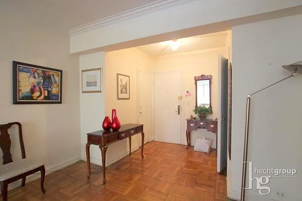 Rented by Hecht Group | media 29