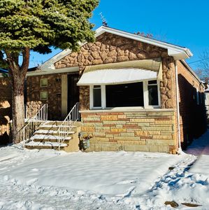 8219 S Muskegon Ave, Chicago, IL, 60617