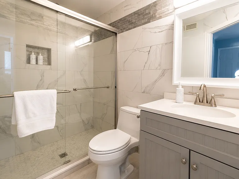650 Island Club Ct #156 — Photo 7