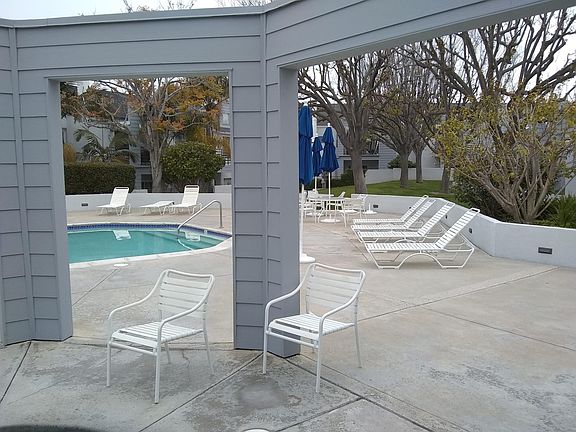 5th image of 24411 Lantern Hill Dr