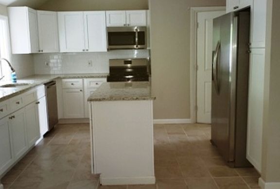 5th image of 14 Highland Dr