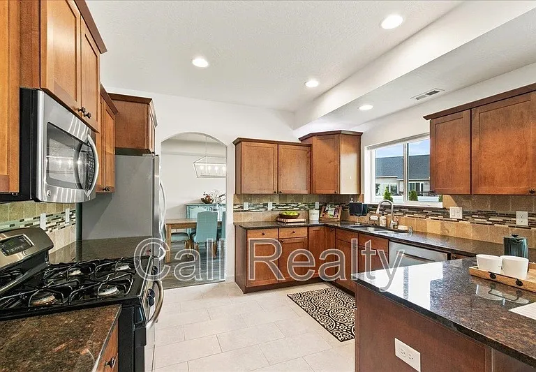 2522 W Juliann Ct — Photo 7