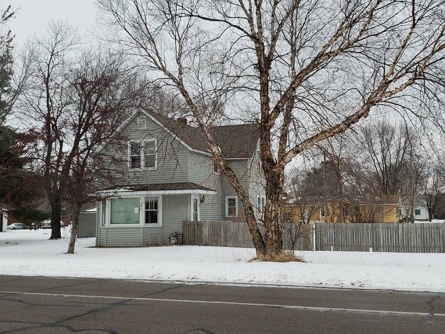 2nd image of 120 Division St N