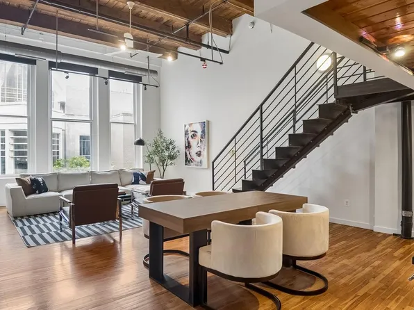 1027 Arch St APT 302, Philadelphia, PA 19107