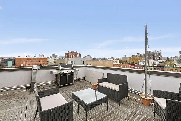 Rented by Compass | media 10