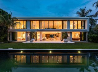 2540 Sunset Dr, Miami Beach, FL 33140