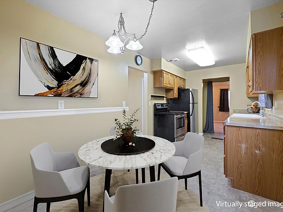 4th image of 1643 E Alder Street