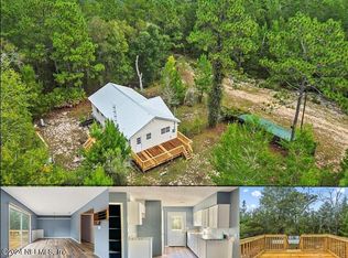 323 Palm St, Interlachen, FL 32148