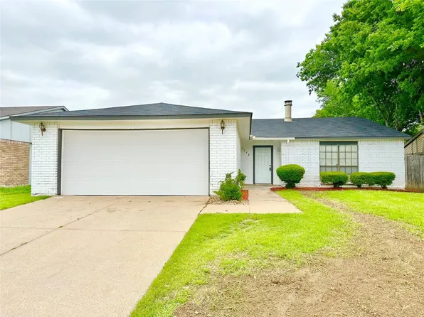 7548 Bigleaf Ln, Fort Worth, TX 76137