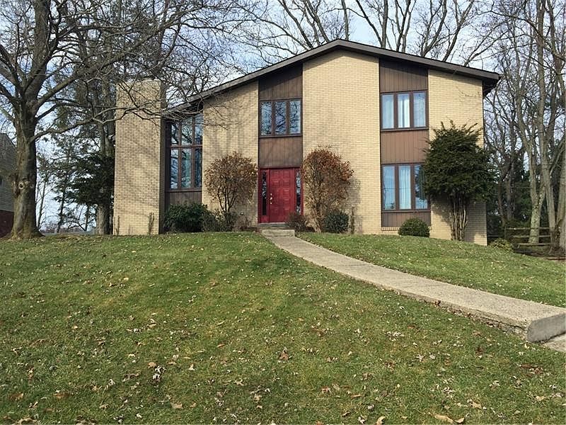 1st image of 524 Bassett Dr