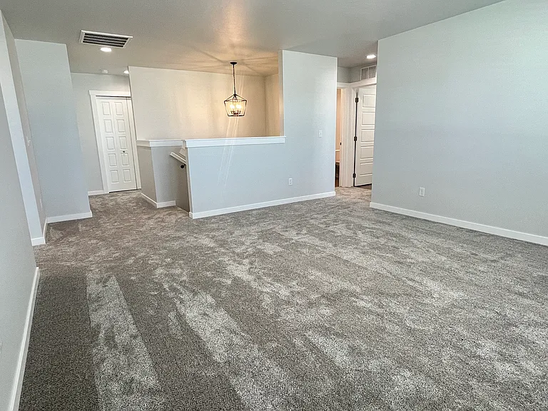 6285 W Karpathos St — Photo 55
