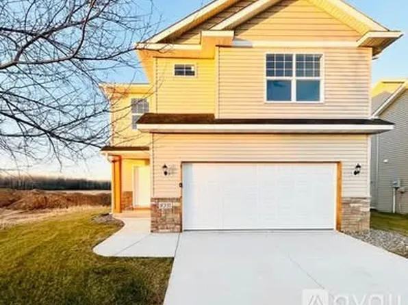 1031 45th Ave NE, Saint Cloud, MN 56304