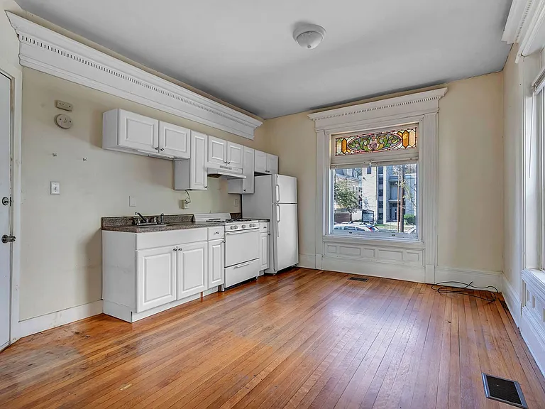 101 Dwight St — Photo 9