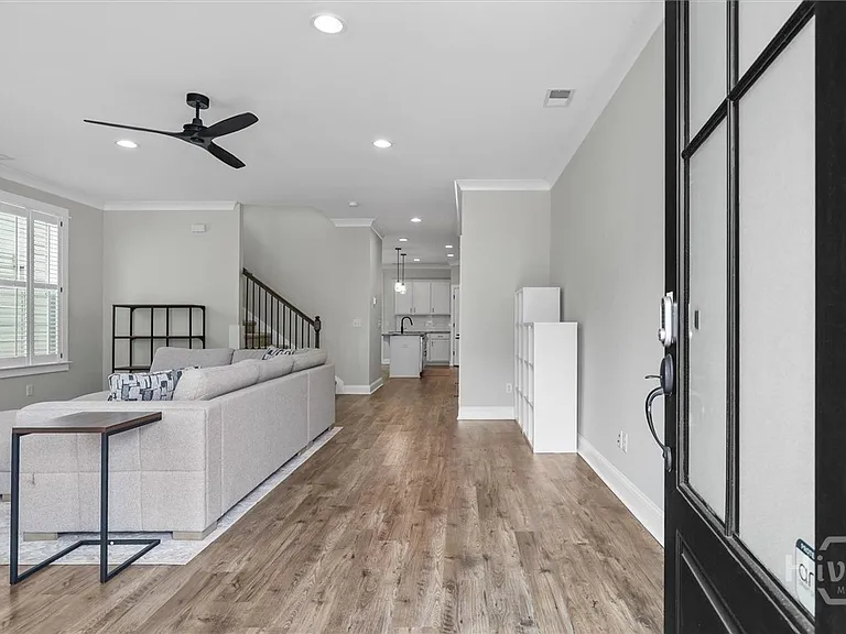 45 Grove Park Dr — Photo 5