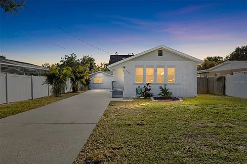2606 W Henry Ave Photo 1