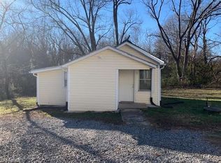 605 Coleman St, Reidsville, NC 27320