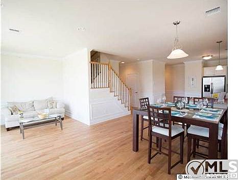5th image of 119 Dupont Ave #7