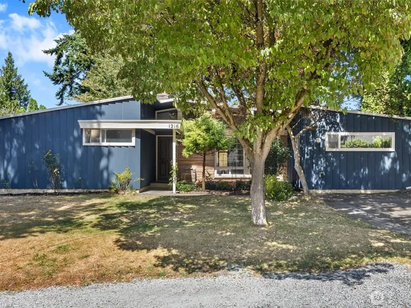 1216 N 172nd Street, Shoreline, WA 98133