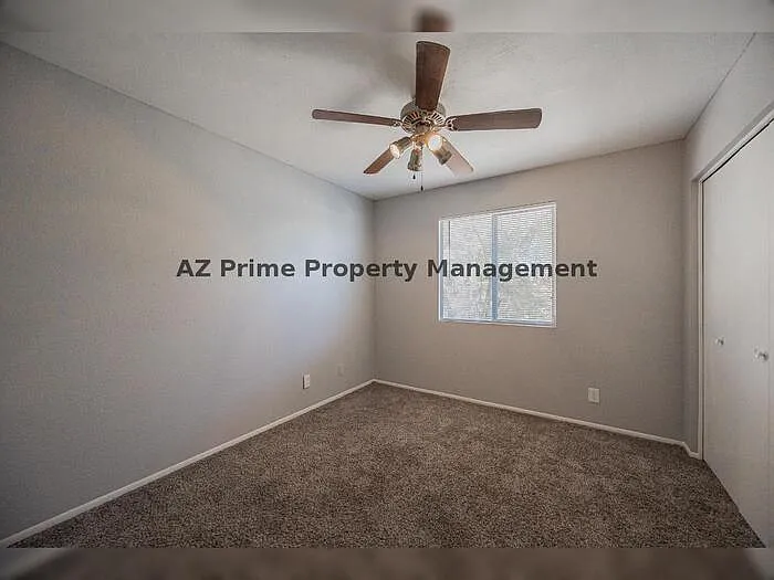 4704 S La Rosa Dr — Photo 19