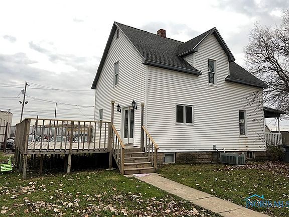 2nd image of 19 E Poinsetta Ave