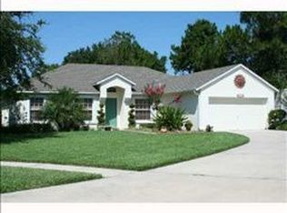 1401 McCrea Dr, Lutz, FL 33549