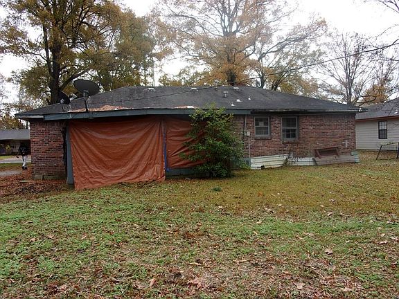 2nd image of 113 Gillespie Dr