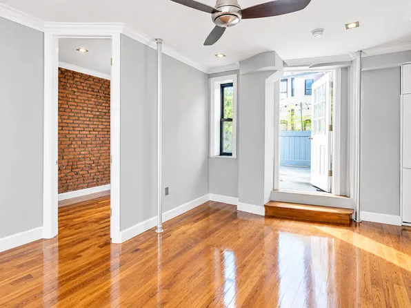 2100 2nd Ave, New York, NY
