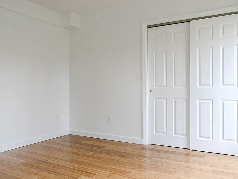423 Main St #1 — Photo 10