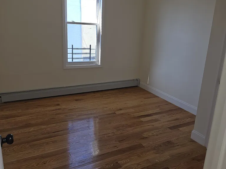 404 Logan St #2 — Photo 10