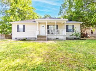 123 Willow Dr, Moyock, NC 27958