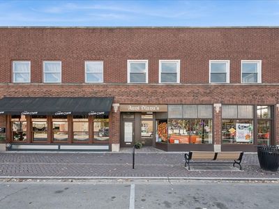 29 E Burlington St UNIT A, Riverside, IL, 60546