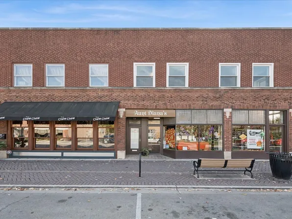 29 E Burlington St Unit A, Riverside, IL 60546