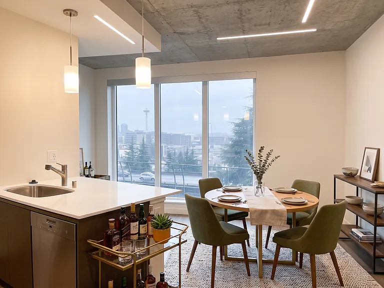 Bell View Apartments — Photo 115