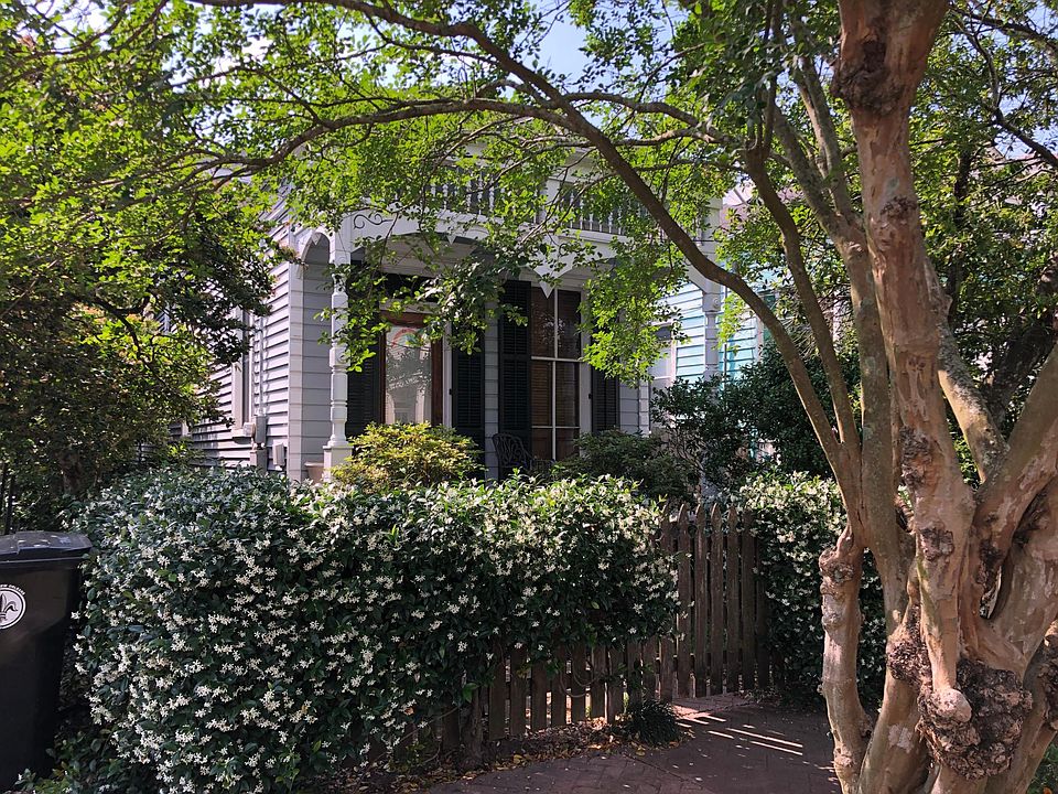 1st image of 512 Arabella St