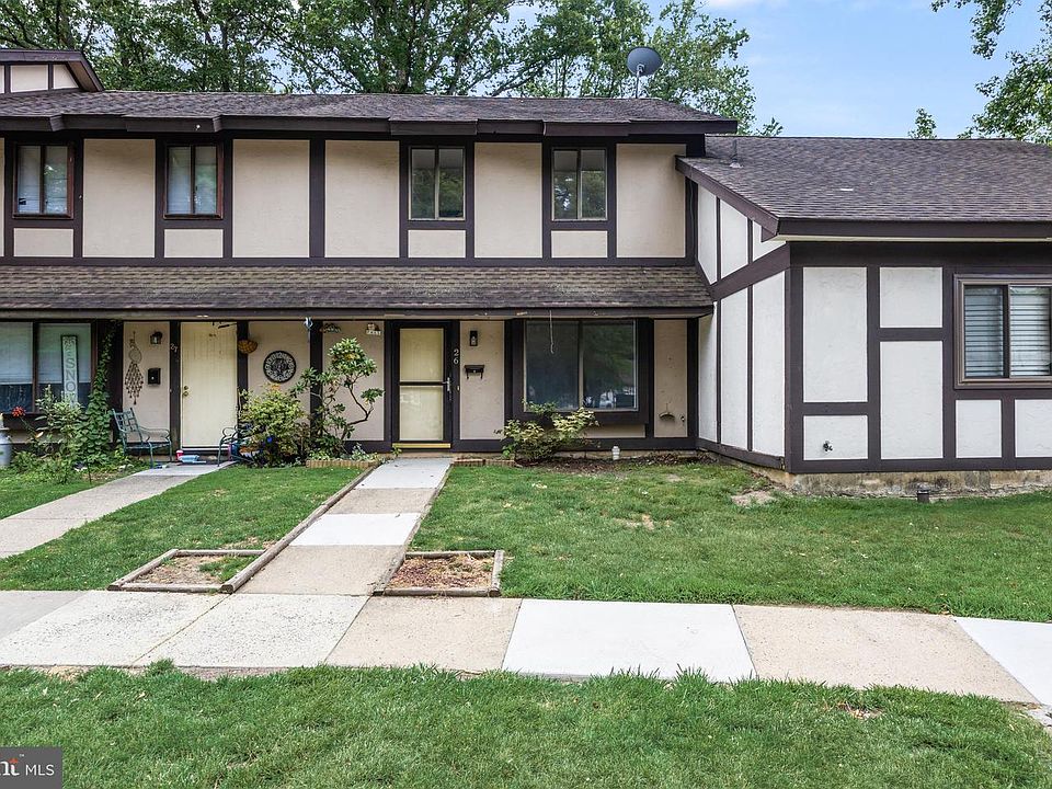 1st image of 26 Sycamore Ct