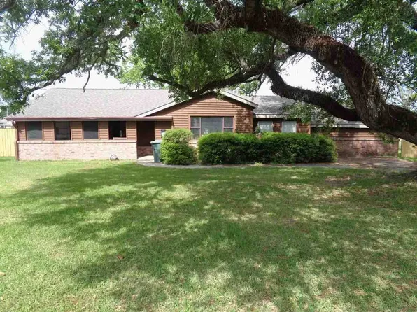 906 8th Ave, Lake Charles, LA 70601