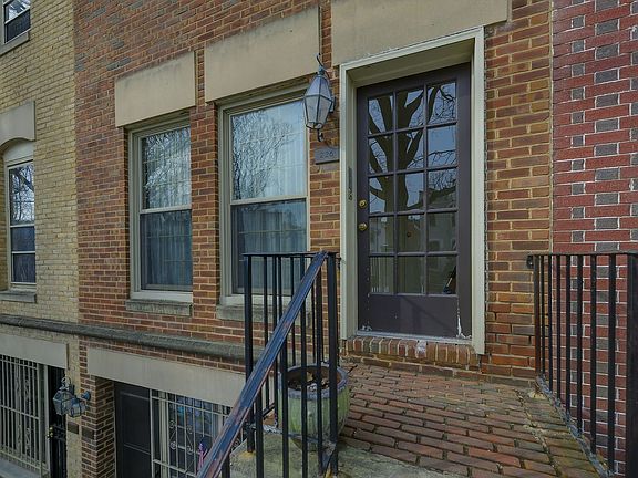 3rd image of 226 3rd St NE Unit A