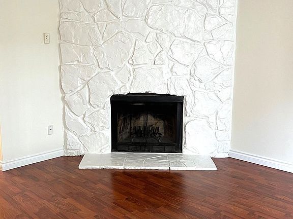 4th image of 9623 S 248th St Unit E18