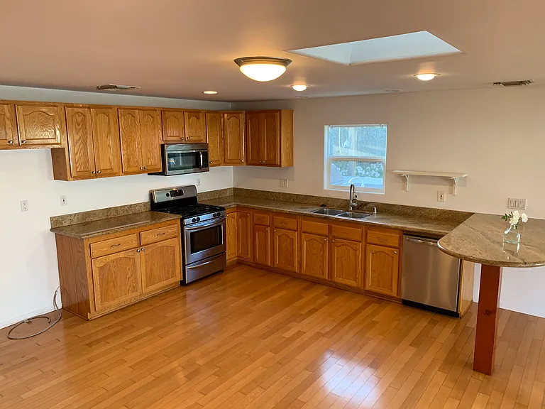4635 Lindblade Dr #B — Photo 13