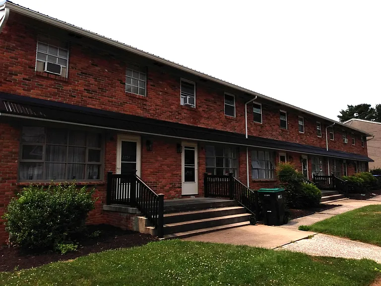 2246 Lincoln Way E — Photo 22