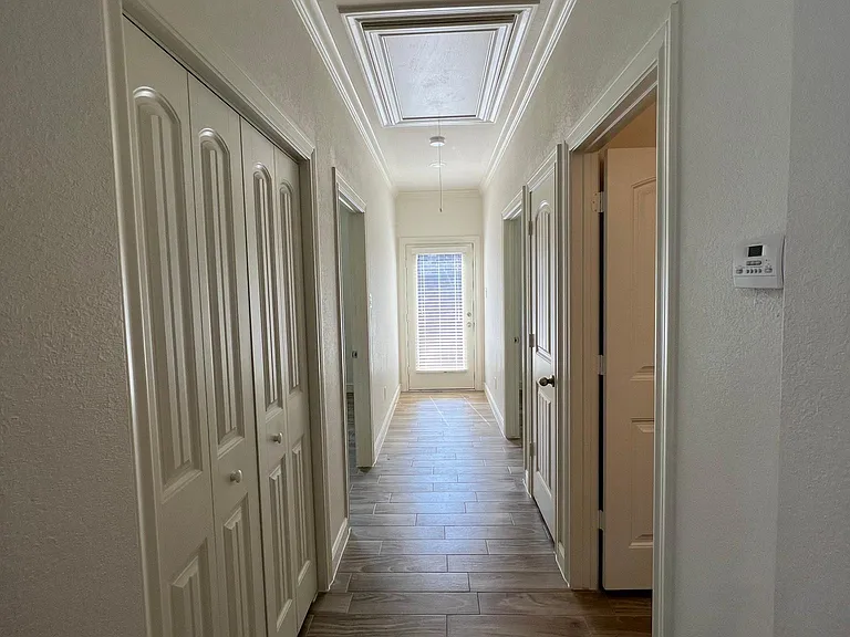 2606 Appian Way #B — Photo 1