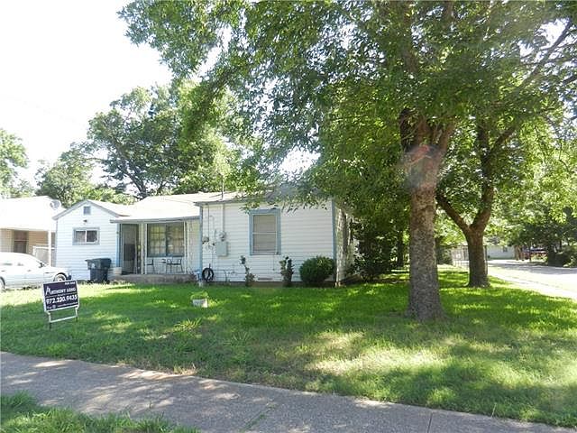 2nd image of 3212 Mundy Dr