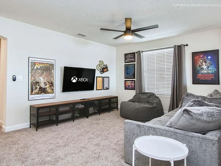 Kings Castle Cir — Photo 24
